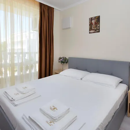 Hotel apartamentowy Sardinia And Święty Włas