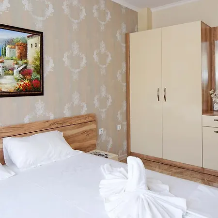 Hotel apartamentowy Sardinia And Święty Włas