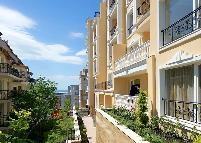 Sardinia And 公寓式酒店 4*